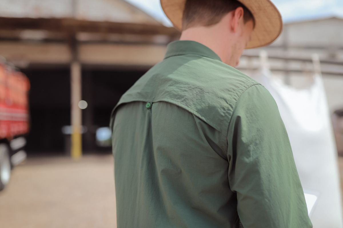 Tecidos Inteligentes: Escolha o Melhor para o Conforto e Durabilidade dos Uniformes da Sua Equipe